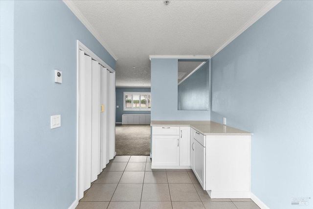 1003 Golf Course Dr, Rohnert Park, CA 94928