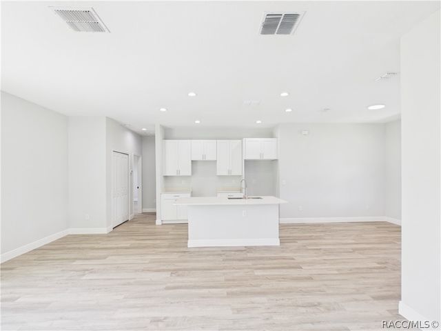 12807 SW 73rd Avenue Road, Ocala, FL 34473