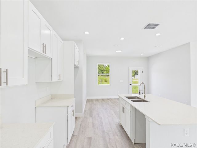 12807 SW 73rd Avenue Road, Ocala, FL 34473