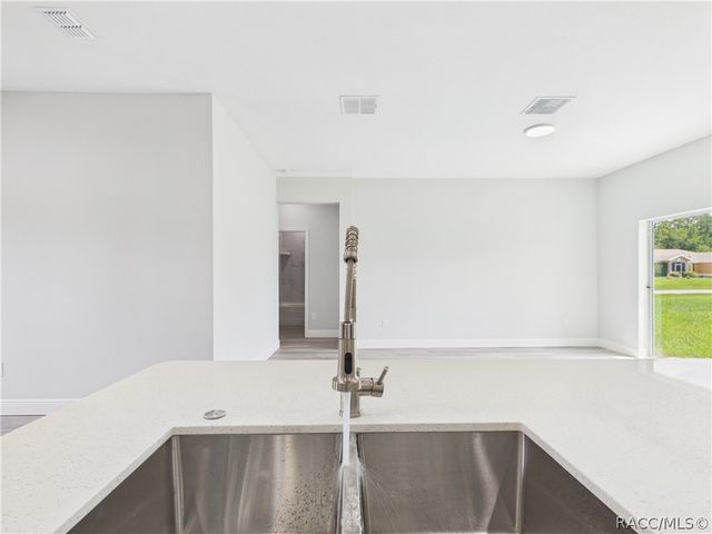 12807 SW 73rd Avenue Road, Ocala, FL 34473