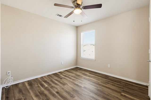 3203 Guadaloupe, Grand Prairie, TX 75054