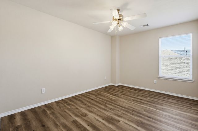 3203 Guadaloupe, Grand Prairie, TX 75054