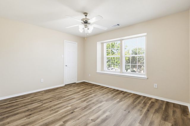 3203 Guadaloupe, Grand Prairie, TX 75054