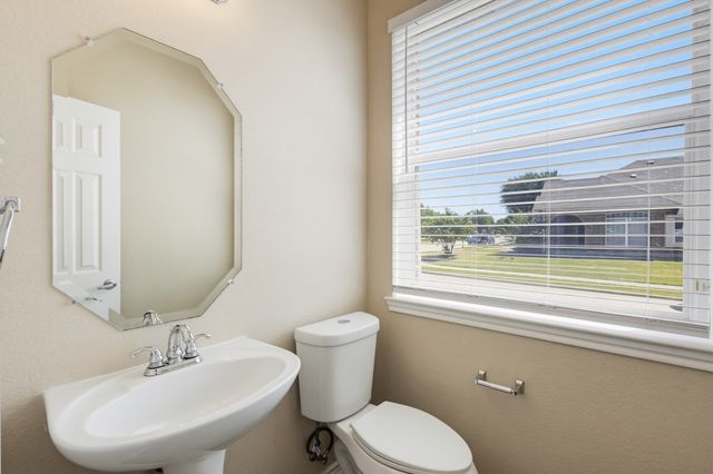 3203 Guadaloupe, Grand Prairie, TX 75054