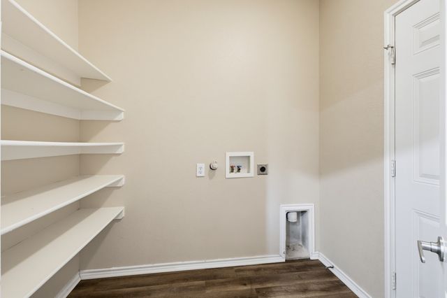 3203 Guadaloupe, Grand Prairie, TX 75054
