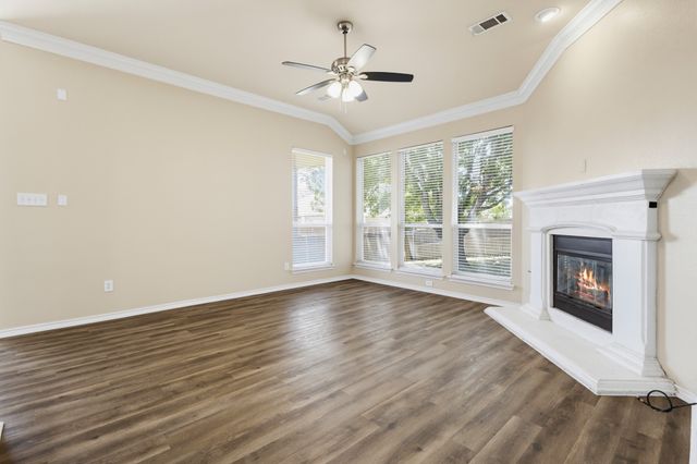 3203 Guadaloupe, Grand Prairie, TX 75054
