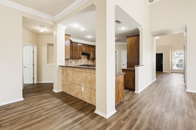 3203 Guadaloupe, Grand Prairie, TX 75054
