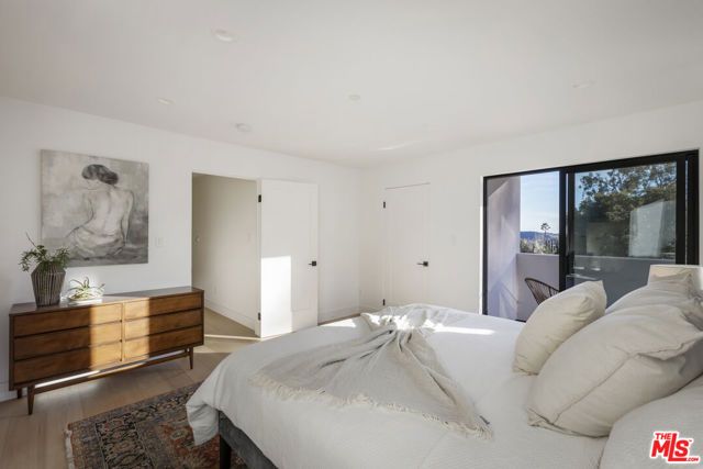 5240 Barker Drive, Los Angeles, CA 90042