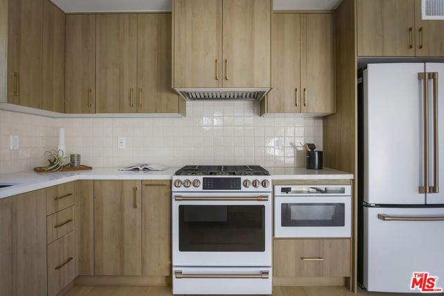 5240 Barker Drive, Los Angeles, CA 90042