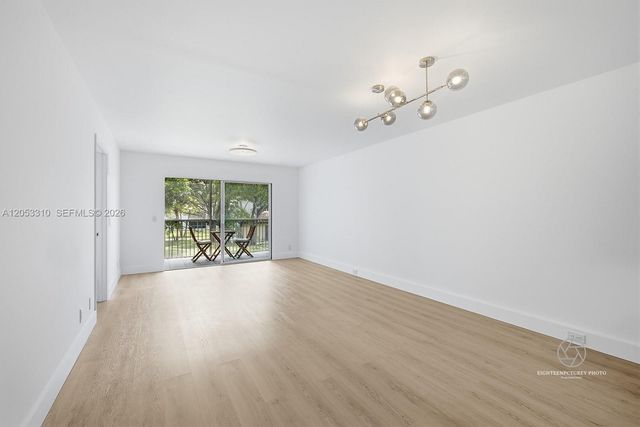 1351 SW 125th Avenue 206S, Pembroke Pines, FL 33027