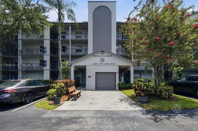 1351 SW 125th Avenue 206S, Pembroke Pines, FL 33027