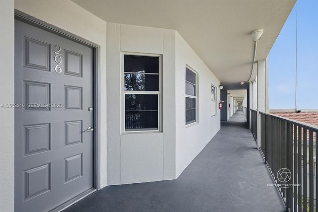1351 SW 125th Avenue 206S, Pembroke Pines, FL 33027