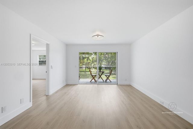 1351 SW 125th Avenue 206S, Pembroke Pines, FL 33027