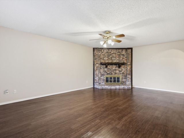 2204 Ridgedale Drive, Carrollton, TX 75006
