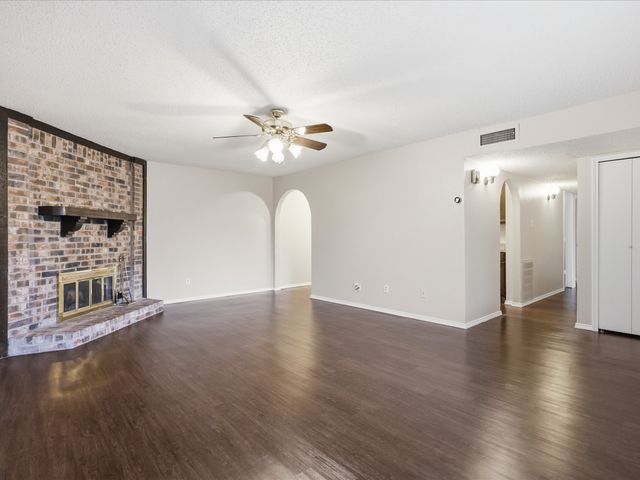 2204 Ridgedale Drive, Carrollton, TX 75006