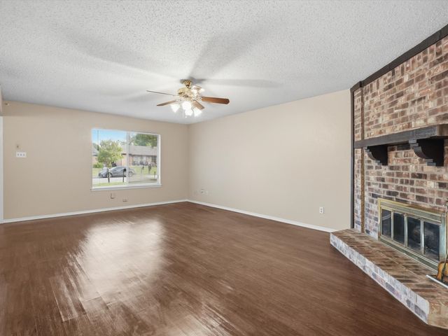 2204 Ridgedale Drive, Carrollton, TX 75006
