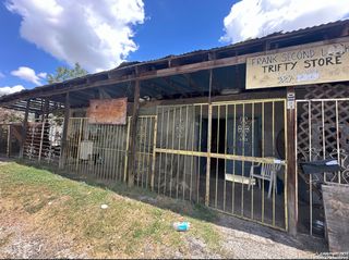 5310 S Flores, San Antonio, TX 78214