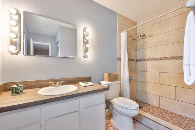 3506 HILLGROVE ROAD, Valrico, FL 33596