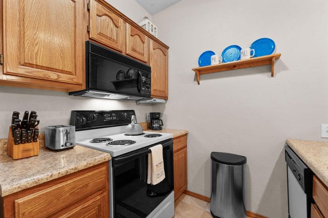 24 Village Trail 10-3, Branson, MO 65616