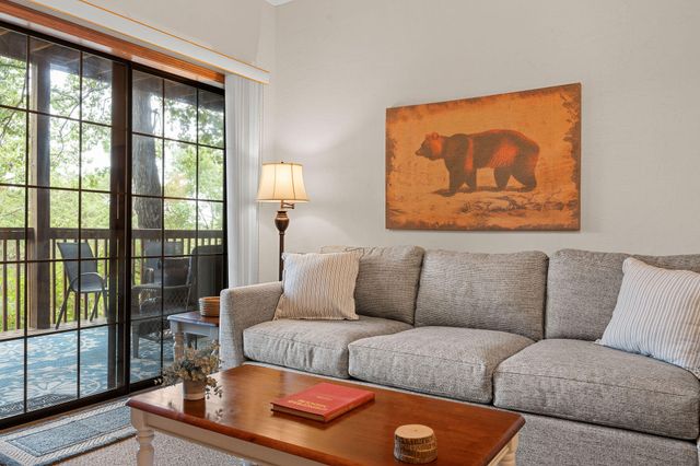 24 Village Trail 10-3, Branson, MO 65616