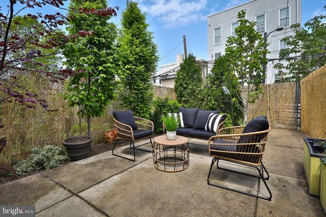 2805 POPLAR ST, Philadelphia, PA 19130