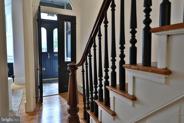 2805 POPLAR ST, Philadelphia, PA 19130