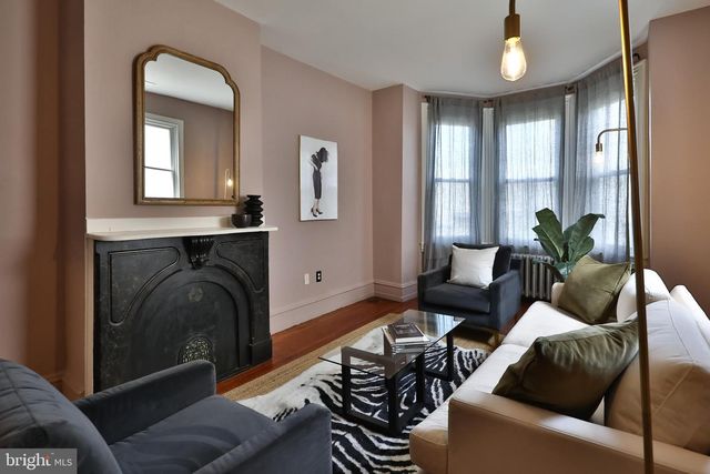 2805 POPLAR ST, Philadelphia, PA 19130