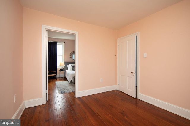 2805 POPLAR ST, Philadelphia, PA 19130