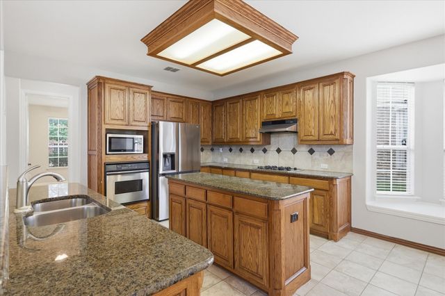 2220 New College Lane, Plano, TX 75025