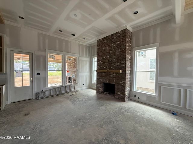 107 Fountain Meadow Drive, Broussard, LA 70518