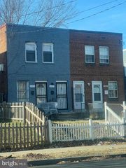 5047 BENNING RD SE ##B, Washington, DC 20019