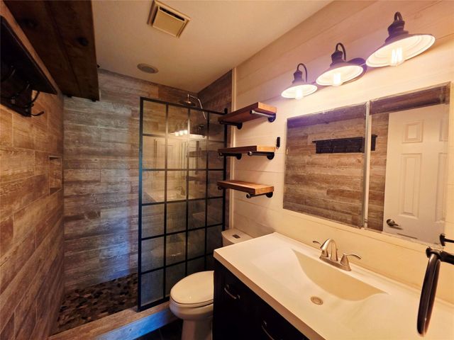 4452 Chaha Road 204, Garland, TX 75043