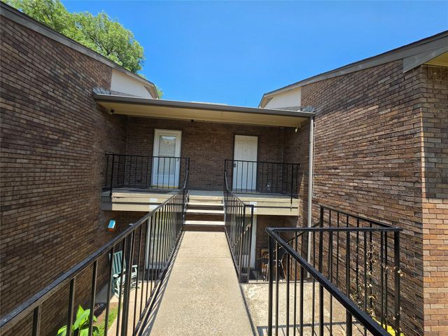 4452 Chaha Road 204, Garland, TX 75043