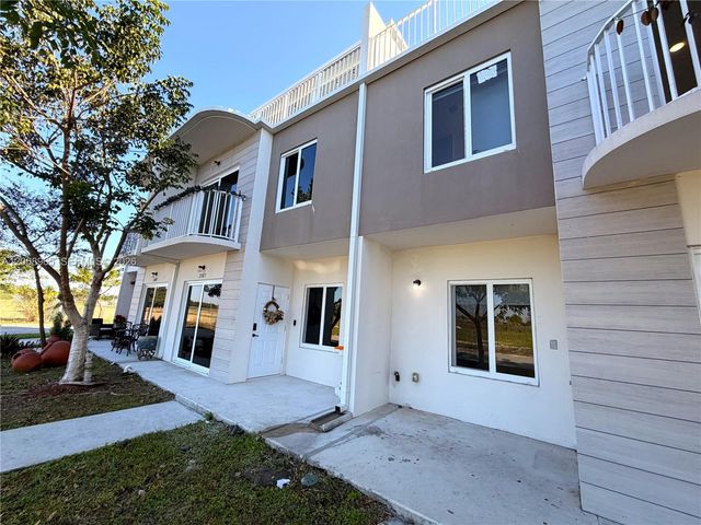 25823 SW 145th Ave, Homestead, FL 33032