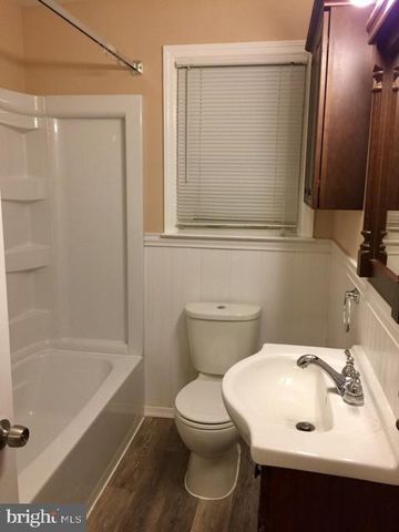 2621 DARBY DR, Wilmington, DE 19808