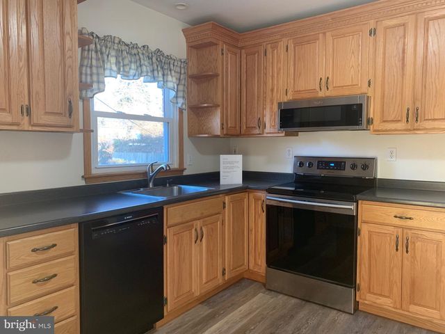 2621 DARBY DR, Wilmington, DE 19808