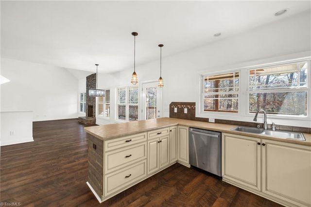 8235 Stafford Mill Road, Oak Ridge, NC 27310