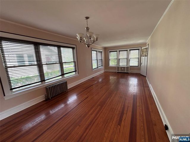 53 Genevieve Avenue, Hawthorne, NJ 07506