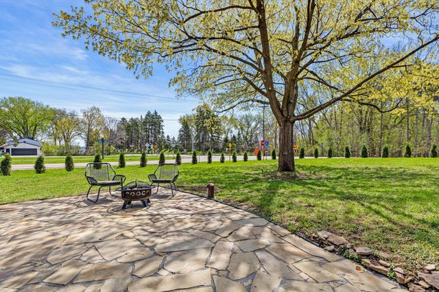 1395 Brown Road S, Wayzata, MN 55391