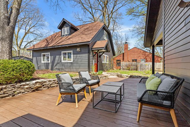 1395 Brown Road S, Wayzata, MN 55391