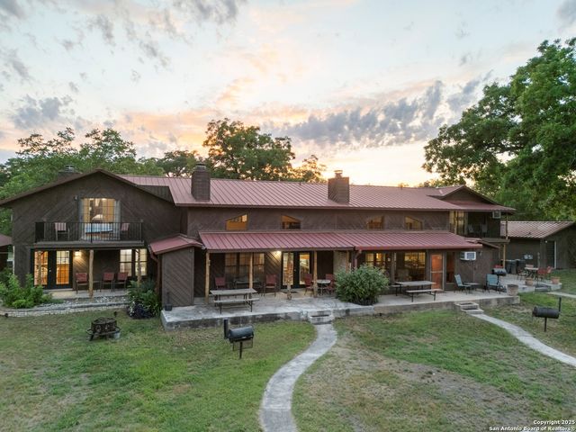 6641 Rr 1120 A B C & D, Rio Frio, TX 78879