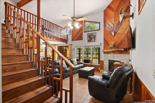 6641 Rr 1120 A B C & D, Rio Frio, TX 78879