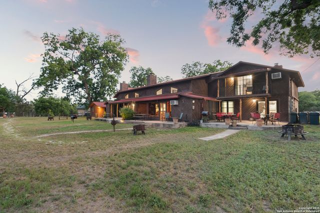 6641 Rr 1120 A B C & D, Rio Frio, TX 78879