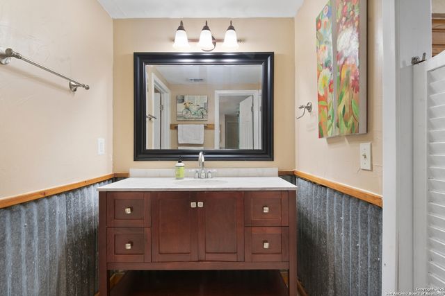 6641 Rr 1120 A B C & D, Rio Frio, TX 78879