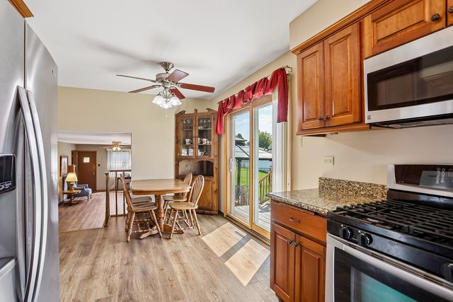 12123 Lake View Drive, Orland Park, IL 60467