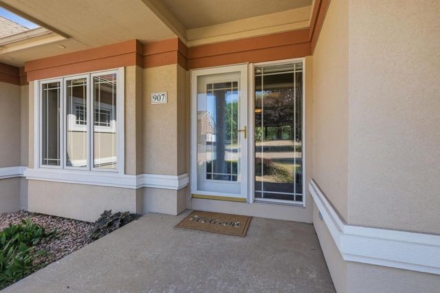 907 Cambridge Drive, Janesville, WI 53548