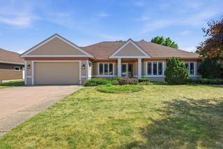 907 Cambridge Drive, Janesville, WI 53548