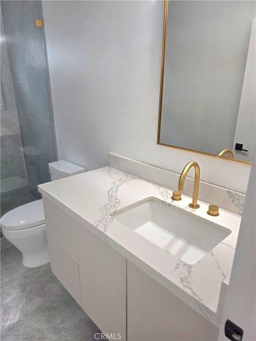 6128 Hazeltine, Van Nuys, CA 91401