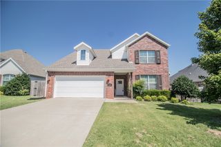4200 SW Hollyhock Street, Bentonville, AR 72713