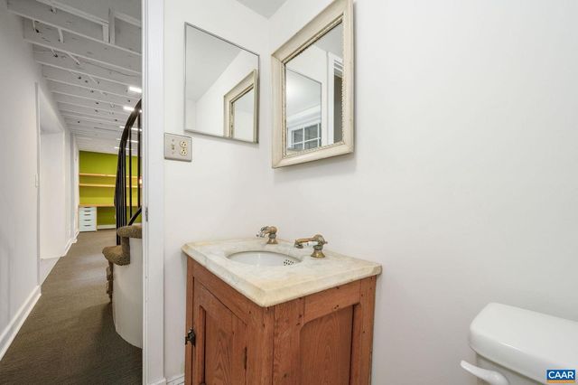 112 BOLLINGBROOK DR, Charlottesville, VA 22911